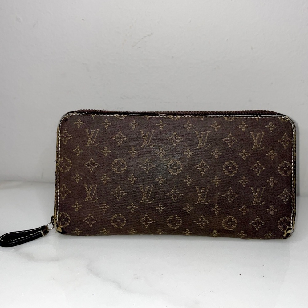 Auth Louis Vuitton Denim Min Lin Zippy Wallet